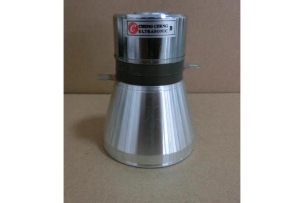 40khz / 80khz / 120khz / 170khz Multi Frequency Ultrasonic Transducer , Ultrasonic vibration Transducer