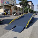Anti Slip 10 T Mobile Container Loading Ramp With Pneumatic Tires