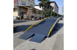 China Anti Slip 10 T Mobile Container Loading Ramp With Pneumatic Tires supplier