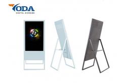 China 32 Inch Black LCD Digital Signage for Dynamic Informations Display supplier