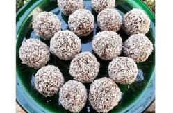 China P160 Automatic Truffle Chocolate Ball Machine With PLC Touch Screen supplier