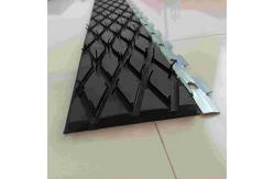 China Slide On Diamond Groove Rubber Lagging Sheet For Conveyor Roller supplier