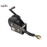 Small Manual Operated Winch For Boat Trailer , 2600lbs Mini Rope Hand Winch With Atomatic Brake for sale
