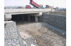 China PLC Control Automatic Gabion Machine 3.2mm Wire PVC Coated Stone Gabion Boxes supplier