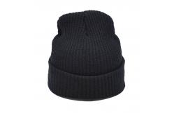 China Personalized Custom Knit Beanie Hats Classic Men's Warm Winter Hats supplier