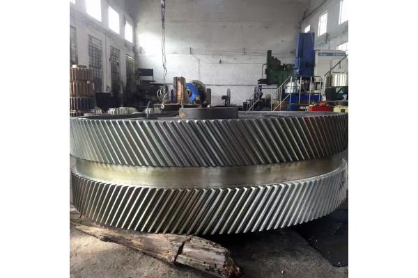 Custom Made Right Hand Left Hand Helical Gear with ISO 8-9 Grade