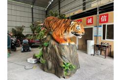 China Theme Park Realistic Animatronic Life Size Tiger Customized supplier