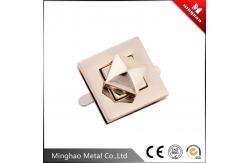 China High quality gold star shape turn lock handbag buckle,31.05mm button supplier