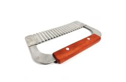 China Wavy Crinkle Cutting Chopping Tools Stainless Steel Potato Slicer With Wooden Handle supplier
