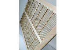 China Bee Hive Equipment  Wooden Excluder For Beekeeping supplier