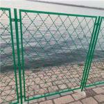 High quality hot dipped galvanized diamond razor barbed wire mesh anti climb welded concertina blade razor wire fence for sale