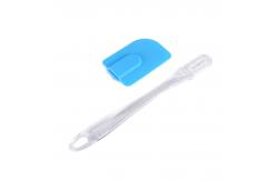 China Nontoxic Detachable Silicone Pastry Scraper With Transparent Plastic Handle supplier