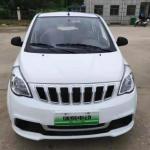 4 Wheel Drive Electric Car EV Hatchback Electric Passenger Car Range 200KM for sale
