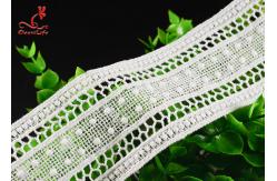 China 5.2cm Width Water Soluble Lace Trimming For Straight Skirt Tail Design supplier