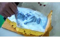 China High Tensile Strength Pourable Mold Making RTV2 Silicone Rubber supplier