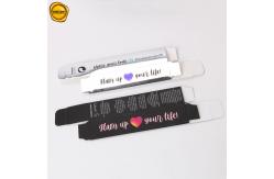 China Custom Printed Eyelash Serum Cosmetic Makeup Paper Black Box Packaging supplier