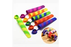 China 6 Pcs Multicolored Silicone Ice Mold 7.5*1.6in ice pole moulds With Attached Lids supplier