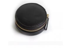 China Minimalist PU Leather Box QC Mini Jewelry Box With Zipper Deboss supplier