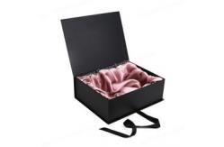 China ODM PMS Clothes Packaging Box Apparel Paper Cardboard Box Foil Stamping supplier