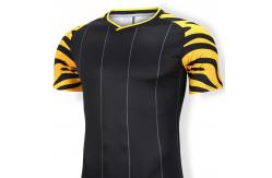 China Football Custom Soccer Jerseys Multiple Size Refreshing  Sweat Absorption Surface supplier