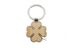 China Four Leaf Clover Cute Metal Keychain Metal Bamboo Eco Friendly Keyring supplier