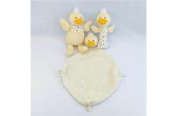 China Infant Custom Frog Soft Rattle Educational Animal Toy Plush Baby Rattle Soft Animal supplier