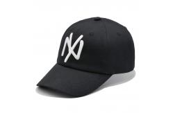 China Custom Embroidered Men Baseball Cap 60cm Unisex Dad Hat supplier