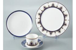 China SGS Certificate Translucent Royal Bone China Dinnerware Set supplier