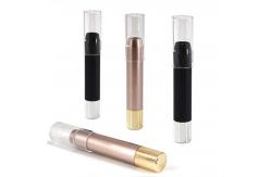 China Functional Luxury Durable Empty Plastic Lip Balm Lipstick Container supplier