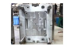 China HASCO Standard Plastic Injection Mould Tooling With Cold Runner 2 + 2 Cavity supplier