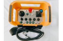China Wired And Wireless Integrated Remote Control For Lifting Mounting Bracket supplier