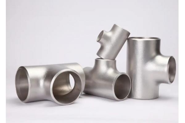 Efficient Construction Component Reducing Equal Tee with API Certification