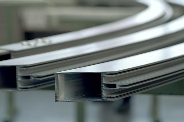 Bending And Sawing CNC Aluminum Profiles With Mill Finished ISO SGS