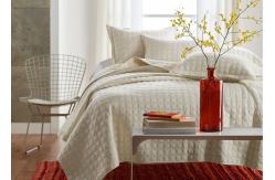 China Square Embroidered Solid Dune Quilt Set , 100% Cotton 3Pcs White Quilt Set supplier