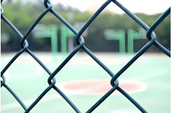 China 5MM Powder Coated Security Fencing Blue Roll Chain Link Diamond Mesh Fencing Net supplier