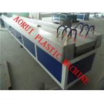 Moistureproof WPC Profile Production Line , Cabin Partition Profile Extruder for sale