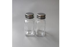China 50ml square spice glass jar salt and pepper shaker bottle supplier