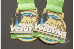China Round Shape Bespoke Marathon Medal / Custom Soft Enamel Running Medals supplier