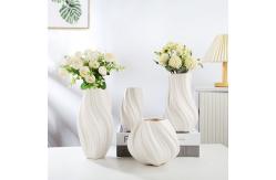 China Ripple Texture Ceramic Vase for Modern Home Decor supplier
