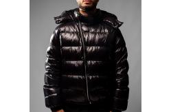 China Seamless Fusing Streetwear Puffer Jacket Winter Shiny Polyester Padded Jacket Stylish supplier