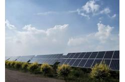 China Galvanized Flat Horizontal Axis Solar Tracker Solar Tracking System supplier