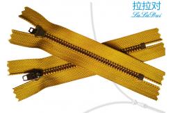 China Metal Brass Reversible Separating Zipper , 6 Inch Separating Zipper For Cloth Pants supplier