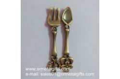 China Metal Crafts Souvenir Fork & Spoon set, 3D Relief Collectible Fork And Spoon supplier