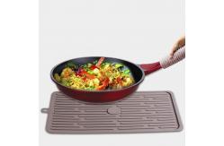 China Multipurpose Drain pad Square Shape 305g Silicone Pot Holders supplier