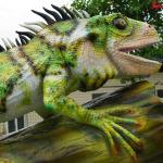 Outdoor Realistic Chameleon Model 2m Waterproof Sound Customized