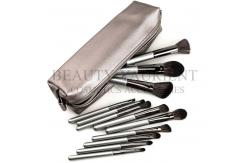 China Imitation Goat Hair Face Makeup Tools Private Label Make Up Brush Set supplier