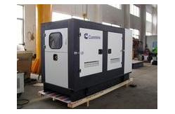 China 300KW / 375KVA cummins diesel generator sets , 4-Cycle supplier