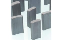 China Industrial Car StarterSintered Ferrite Magnet OEM Segment Block Sheet Customized supplier