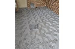 China Anti Aging Modular Garage Flooring With Polyurethane Topcoat supplier