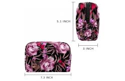 China Waterproof Lightweight Soft Flower Cosmetic Toiletry Bag With Zipper supplier